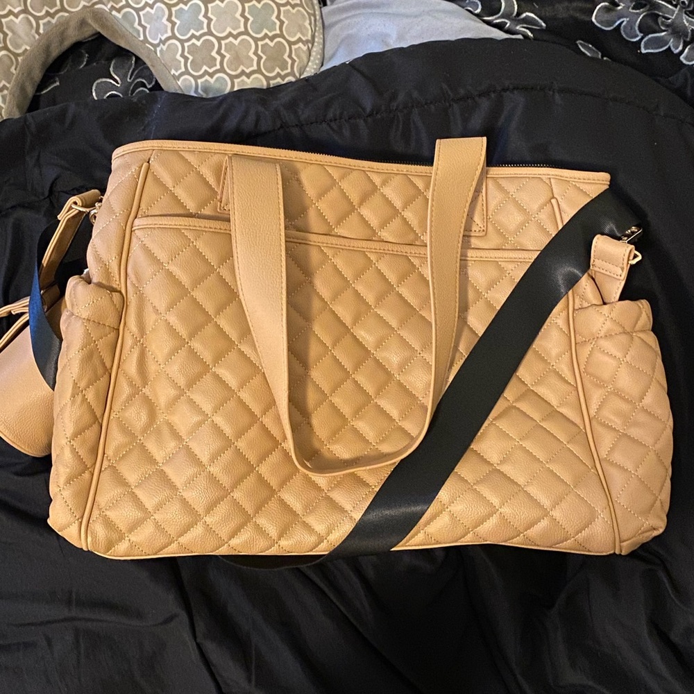 Diaper bag - Picture 2 of 7